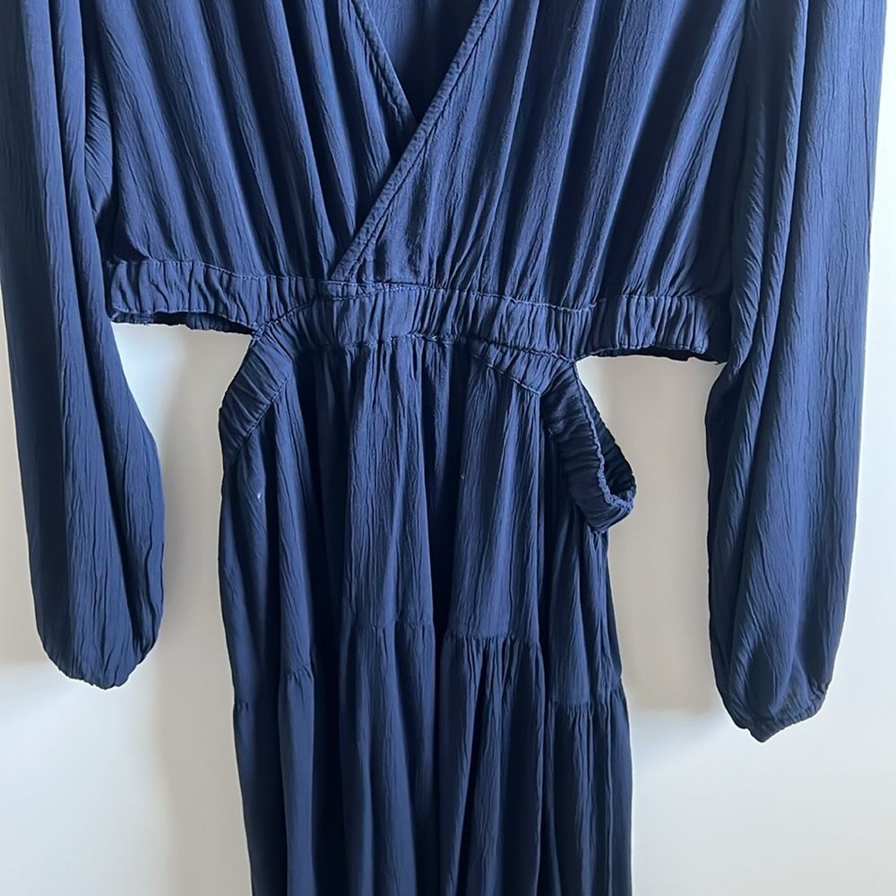Old Navy Blue Maxi Dress - Picture 4 of 8